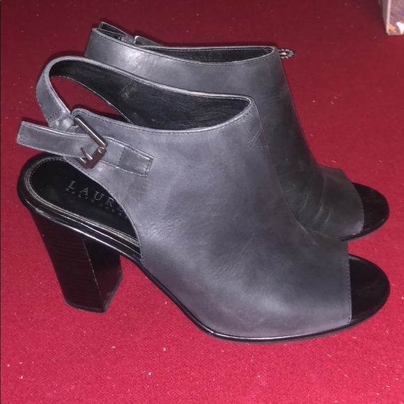 ralph lauren heels - Picture 2 of 4